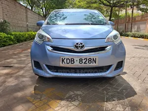 Toyota Ractis 1.3 FWD 2014 Blue