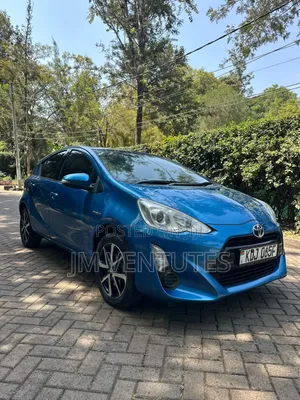 Toyota Aqua 2015 Blue