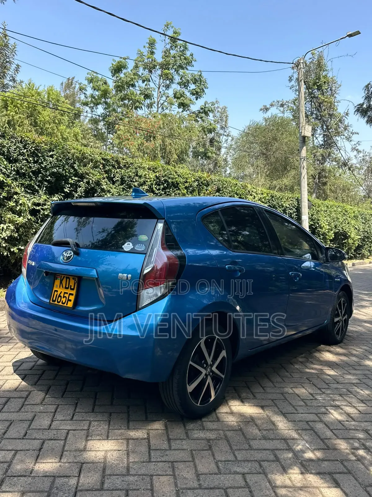 Toyota Aqua 2015 Blue