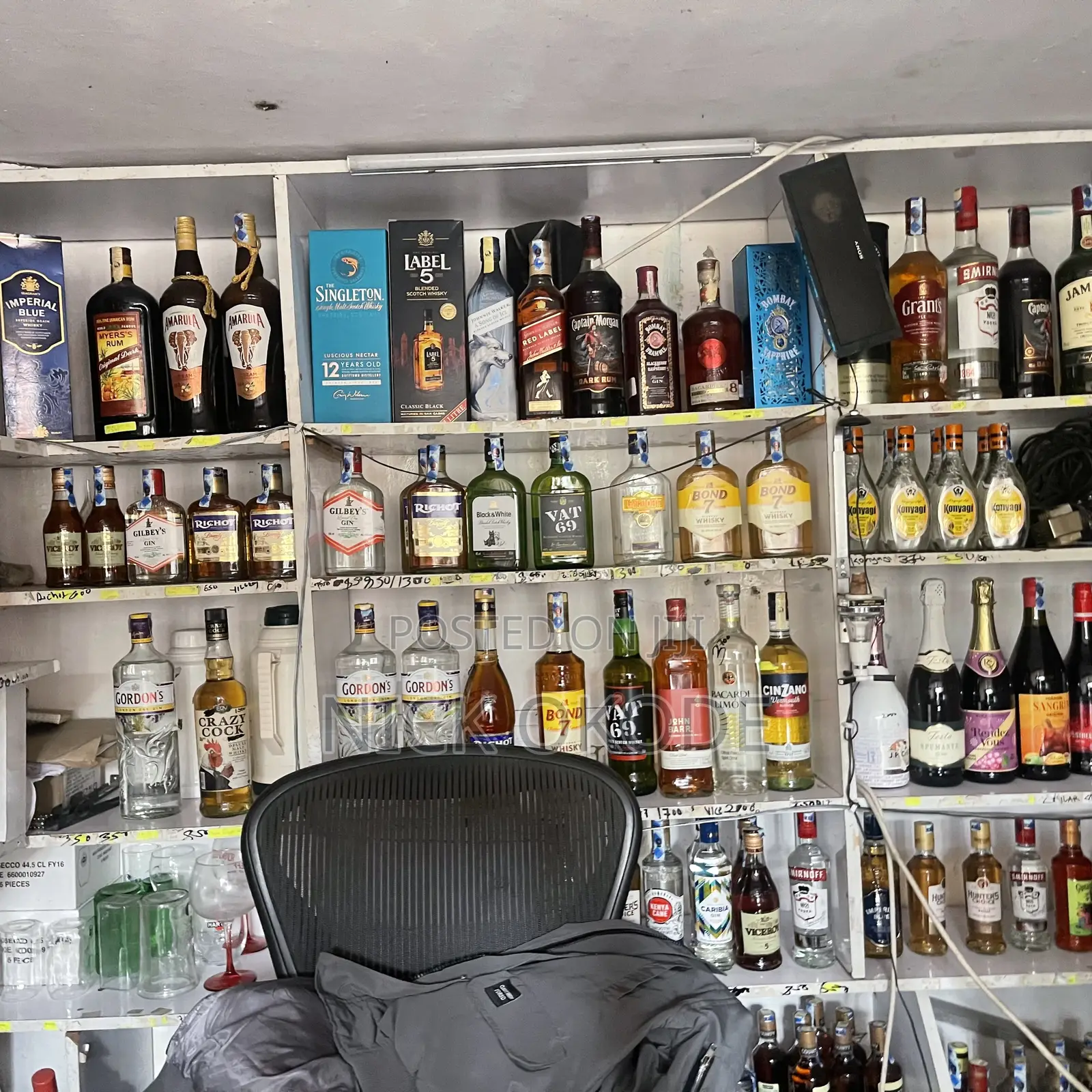Wines And Spirits/ Small Bar