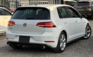 Volkswagen Golf GTI 2018 White