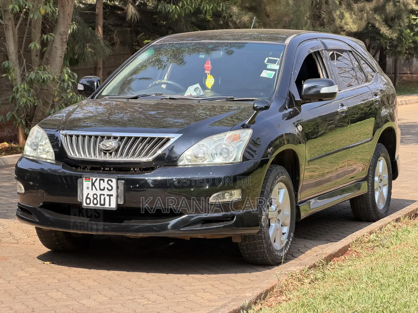 Toyota Harrier 2.4 2011 Black