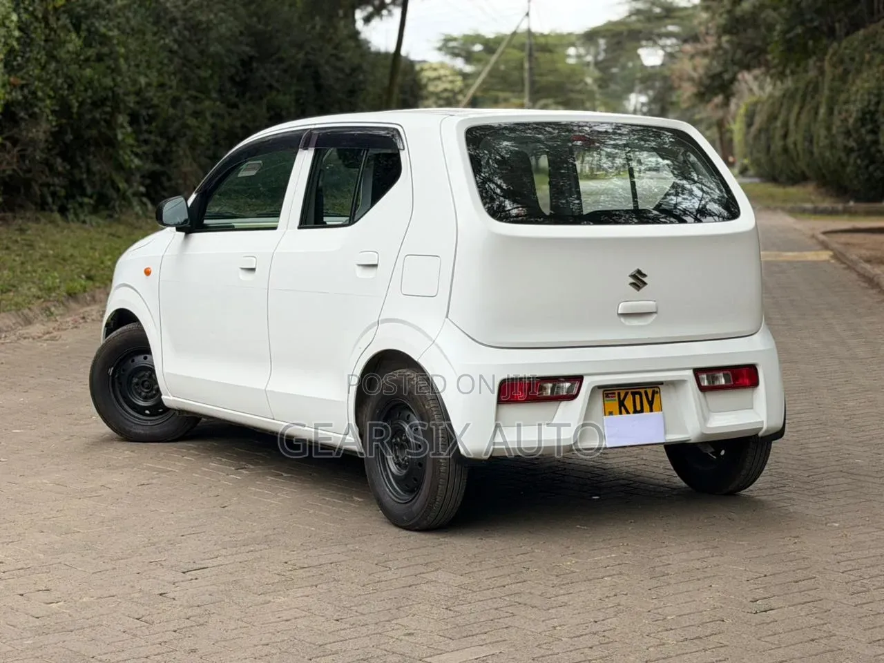 Suzuki Alto 2019 White