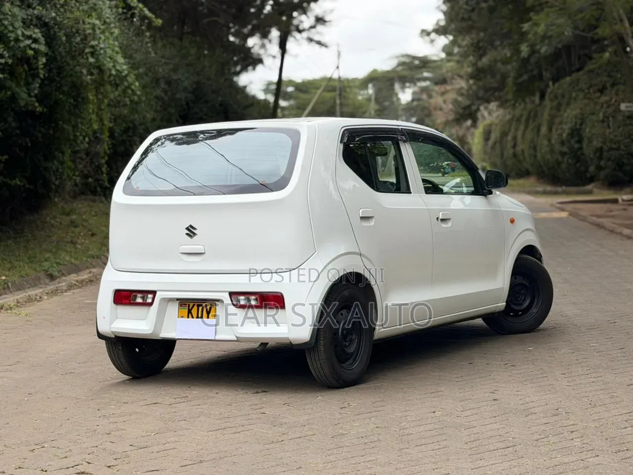 Suzuki Alto 2019 White