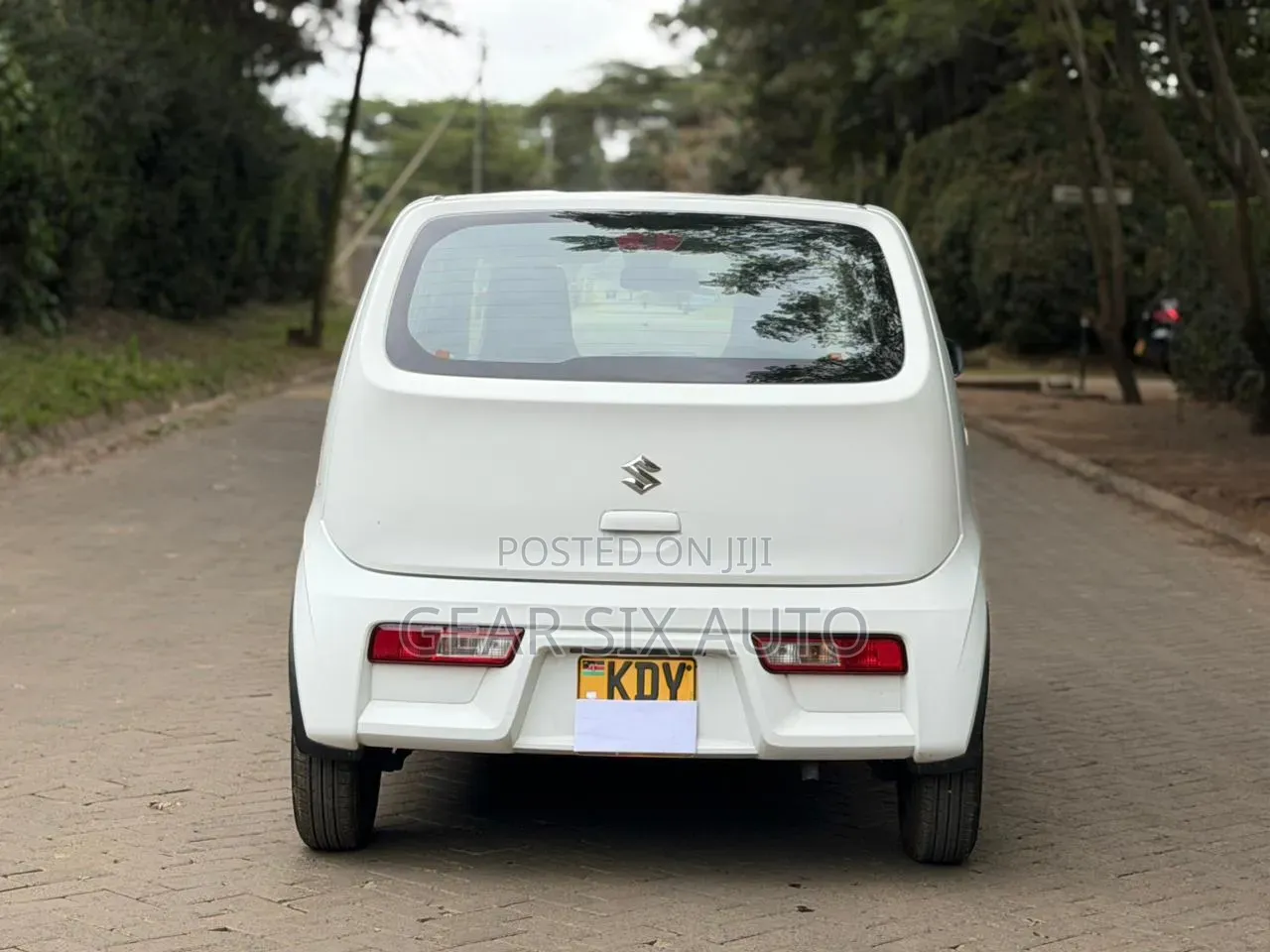 Suzuki Alto 2019 White