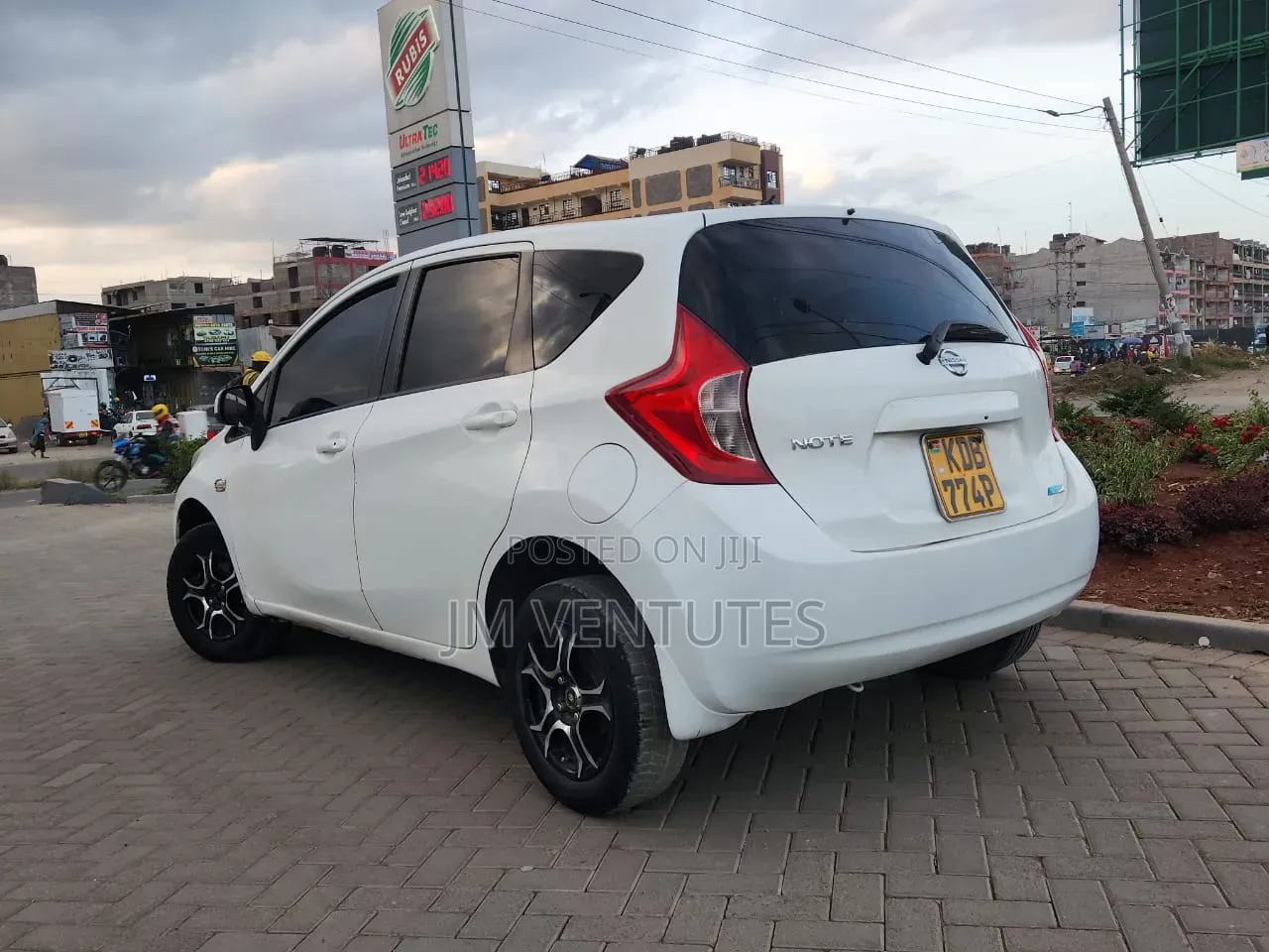 Nissan Note 2014 Black