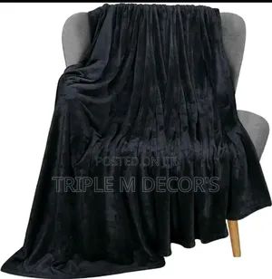 Plush 6*6 Fleece Warm Blankets