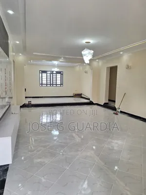 3bdrm House in Kagaa Estate, Township G for sale