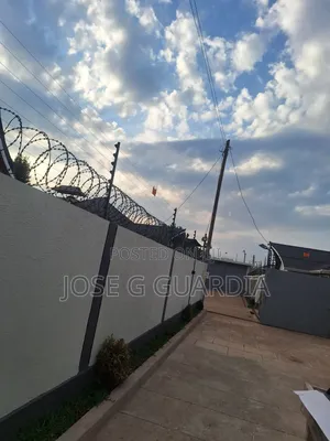 3bdrm House in Kagaa Estate, Township G for sale