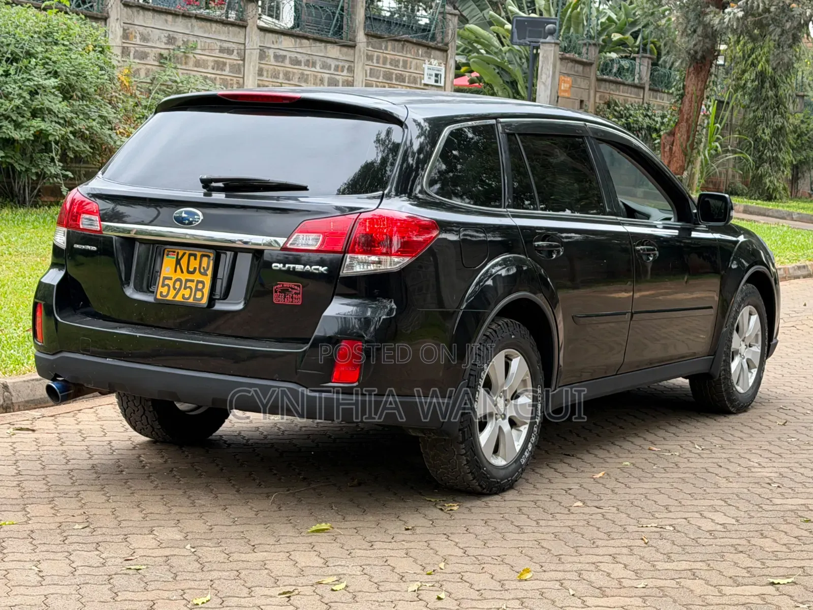 Subaru Outback 2011 Black