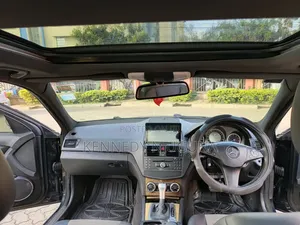 Mercedes-Benz C250 2009 Black