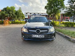 Mercedes-Benz C250 2009 Black