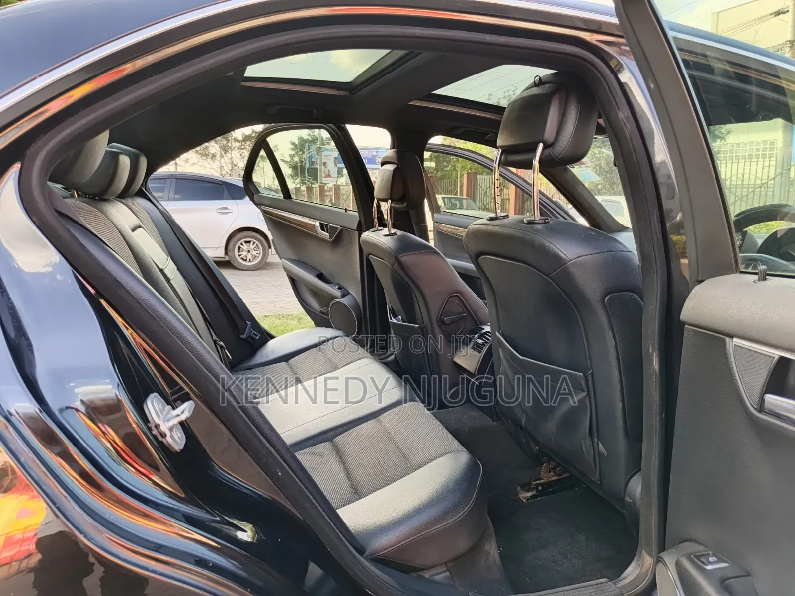 Mercedes-Benz C250 2009 Black