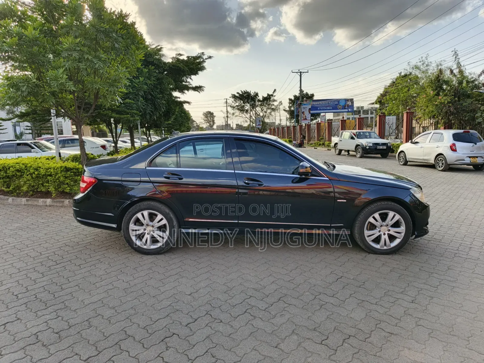 Mercedes-Benz C250 2009 Black
