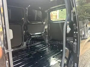 Nissan NV200 2019 Black