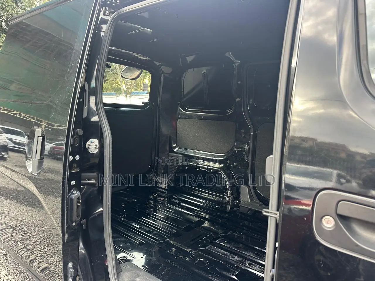 Nissan NV200 2019 Black