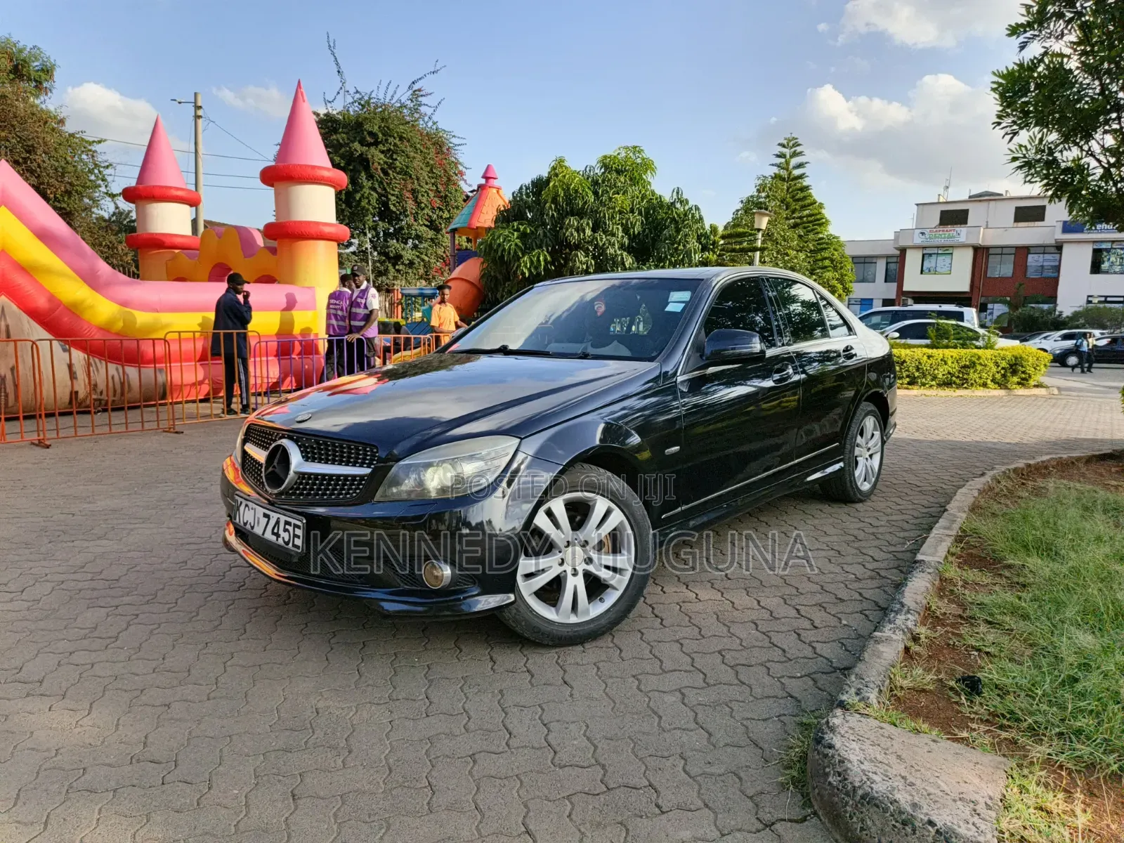 Mercedes-Benz C250 2009 Black