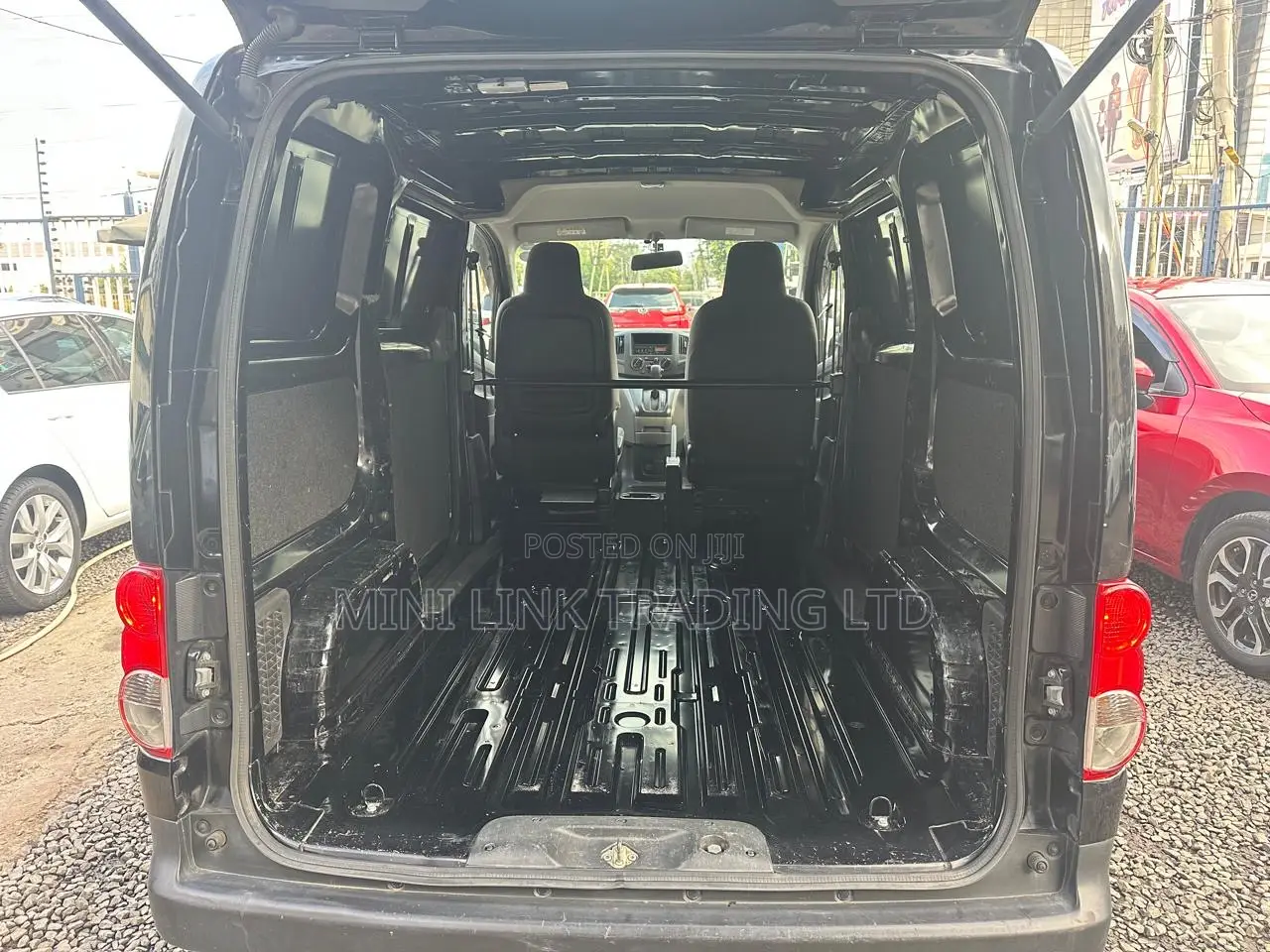 Nissan NV200 2019 Black