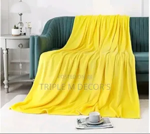 Stay Warm and Cozy Every Night With Premium Fleece Throws