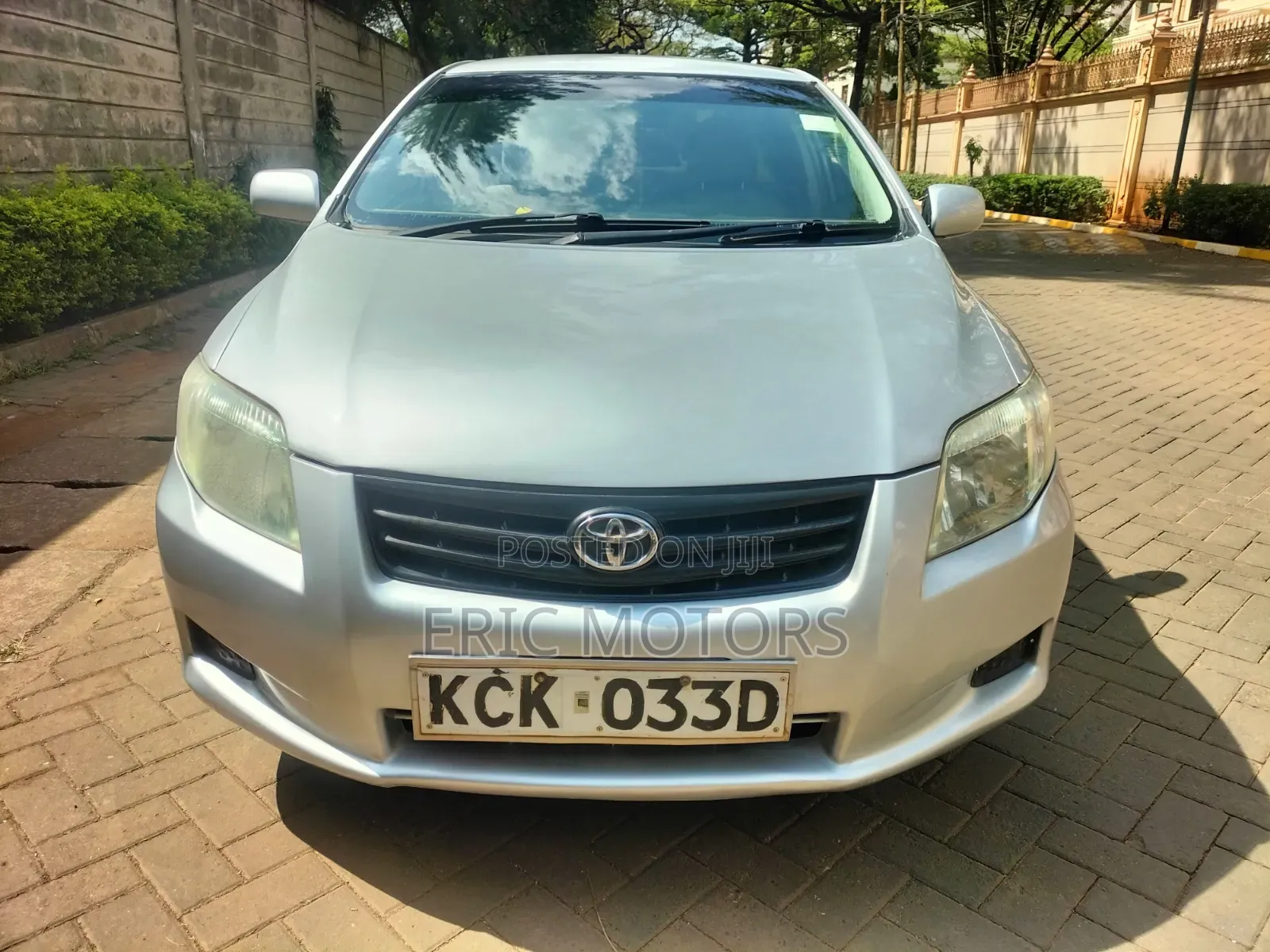 Toyota Axio 2010 Silver