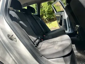 Volkswagen Passat 2015 White