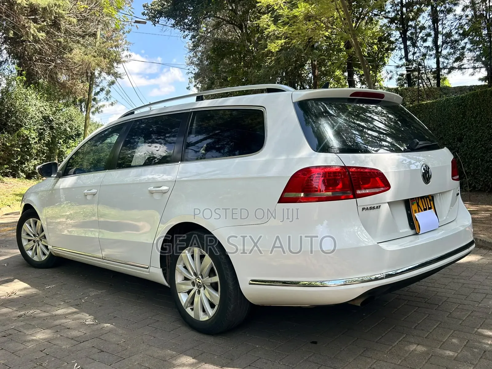Volkswagen Passat 2015 White