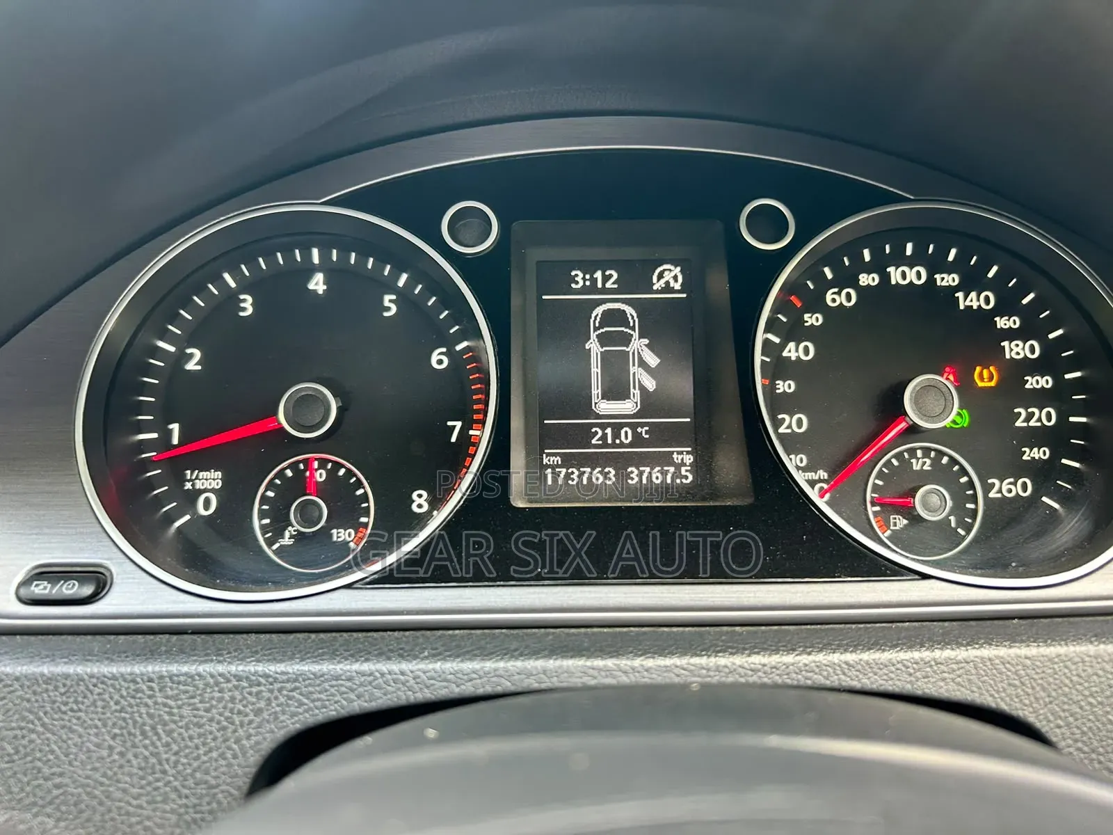 Volkswagen Passat 2015 White