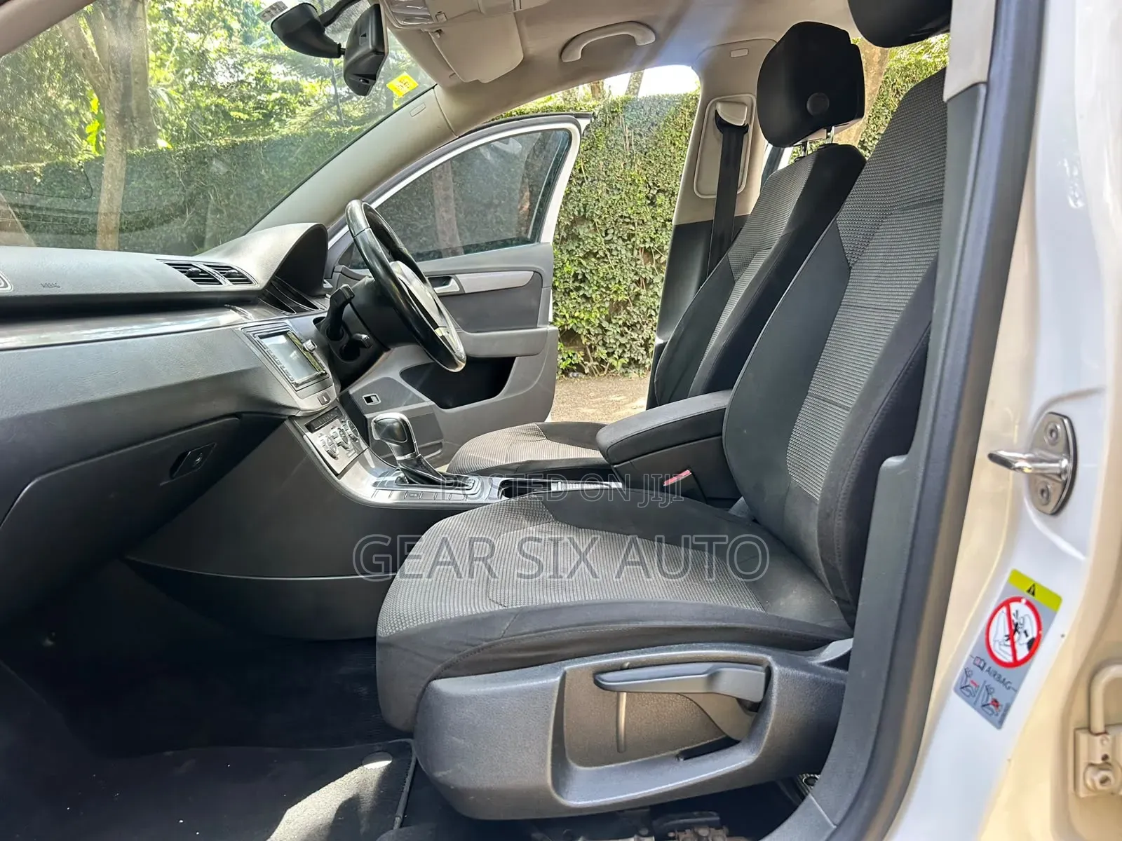 Volkswagen Passat 2015 White