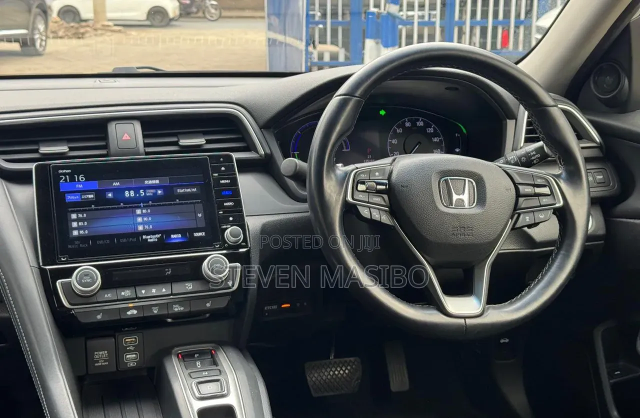Honda Insight 2019 White