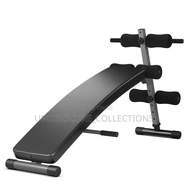Adjustable Sit-Up Bench