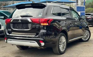 Mitsubishi Outlander 2.4 PHEV AWD 2019 Black