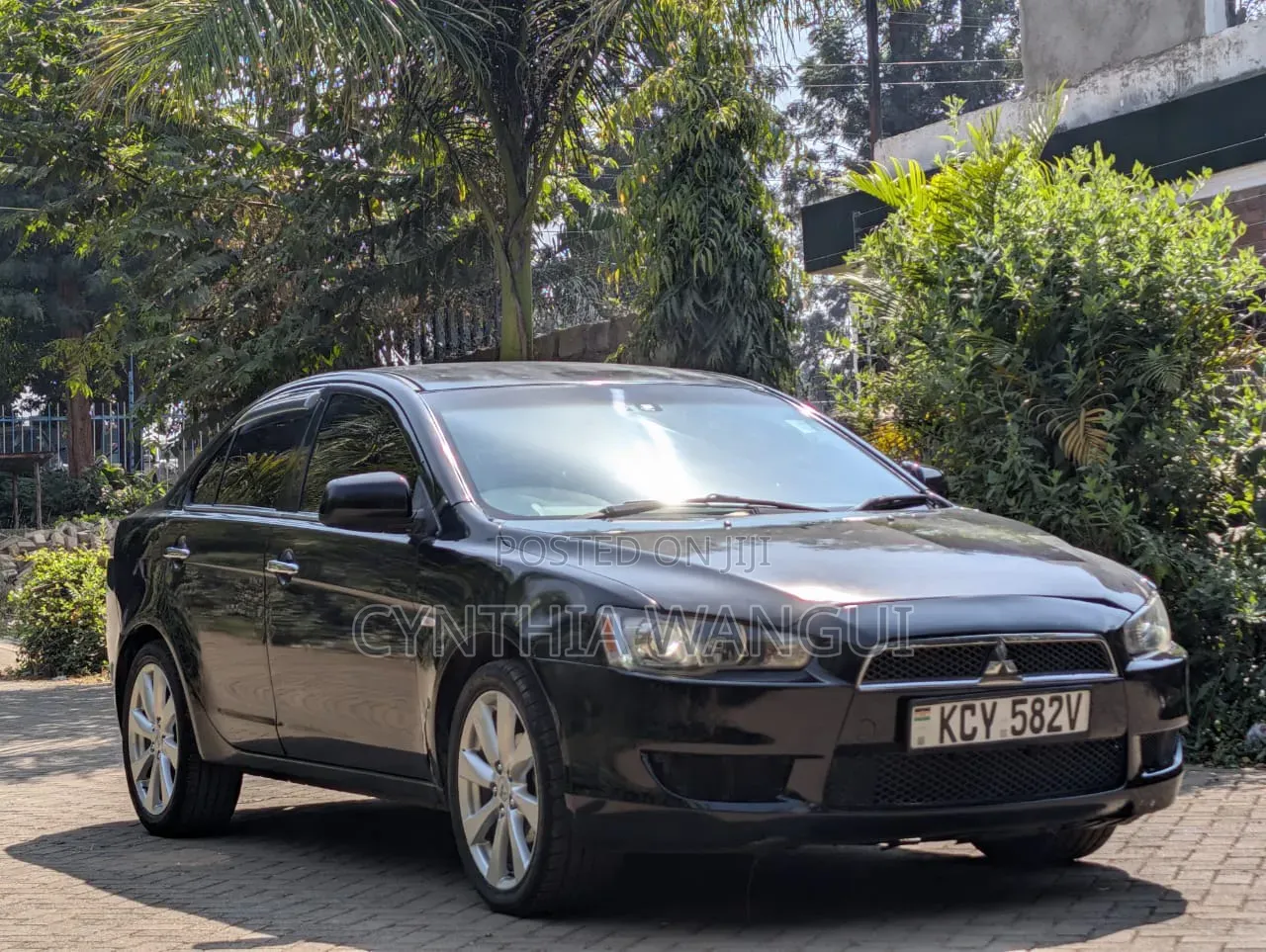 Mitsubishi Galant 2013 Black