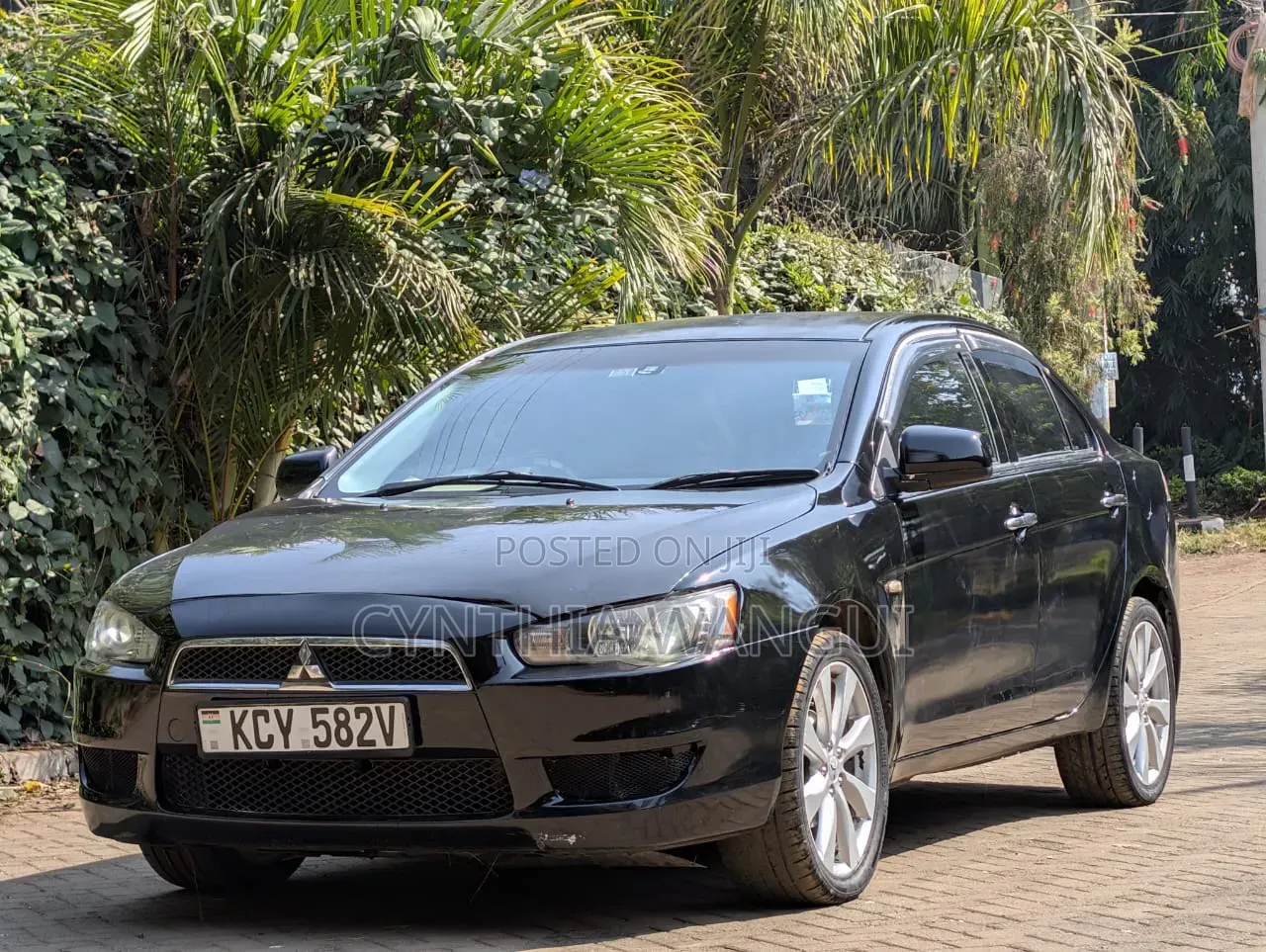 Mitsubishi Galant 2013 Black