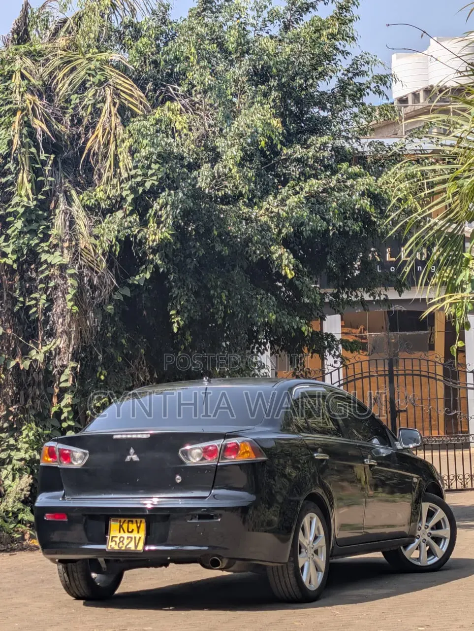 Mitsubishi Galant 2013 Black