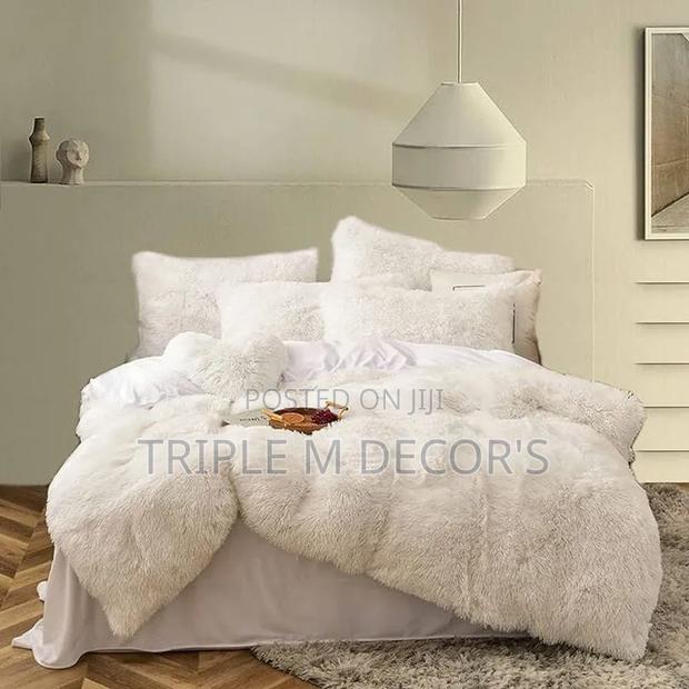 The Fluffiest Duvet Set Ever-Wrap Yourself in Luxury