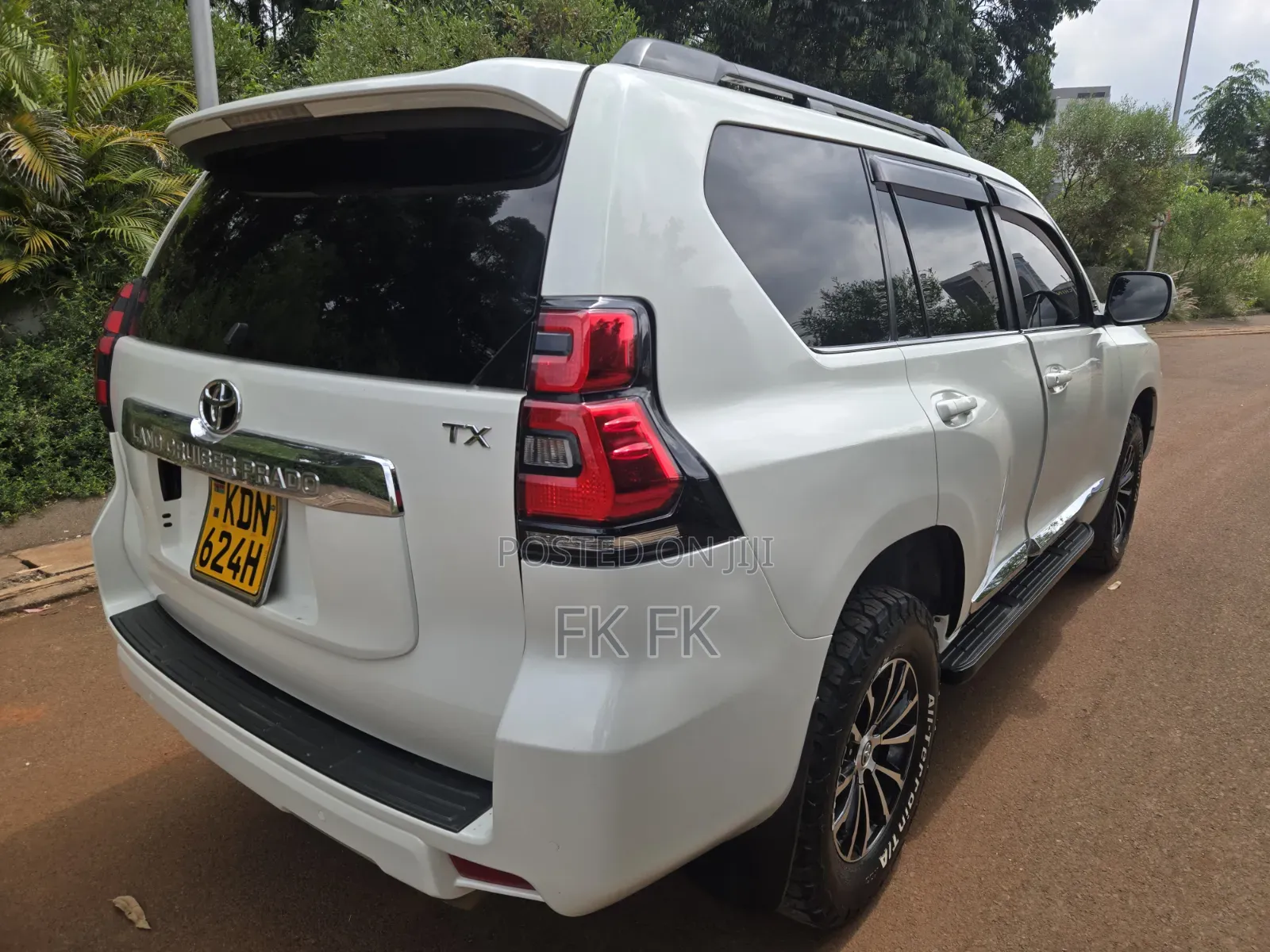 Toyota Land Cruiser Prado 2018 Pearl