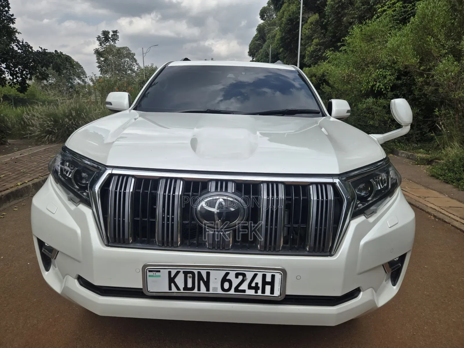 Toyota Land Cruiser Prado 2018 Pearl