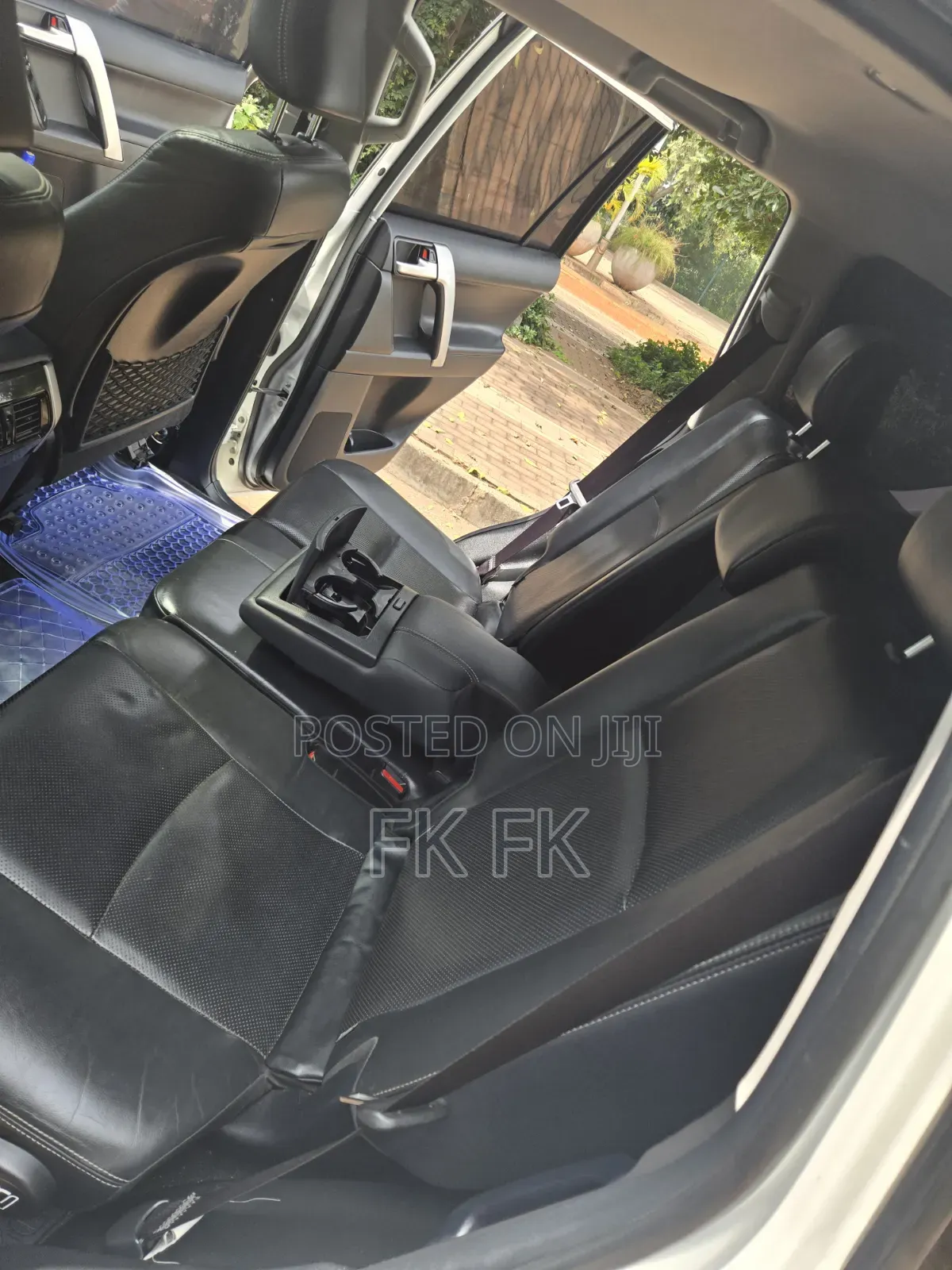 Toyota Land Cruiser Prado 2018 Pearl