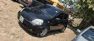 Toyota Vitz 2004 Black