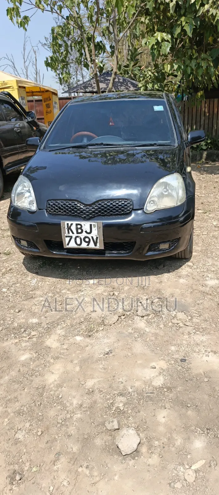 Toyota Vitz 2004 Black