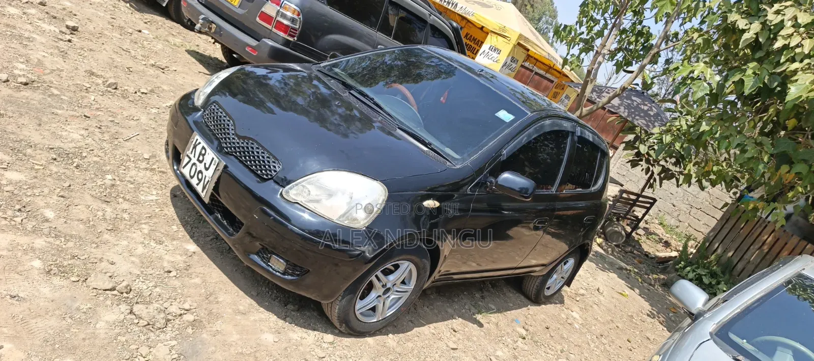 Toyota Vitz 2004 Black