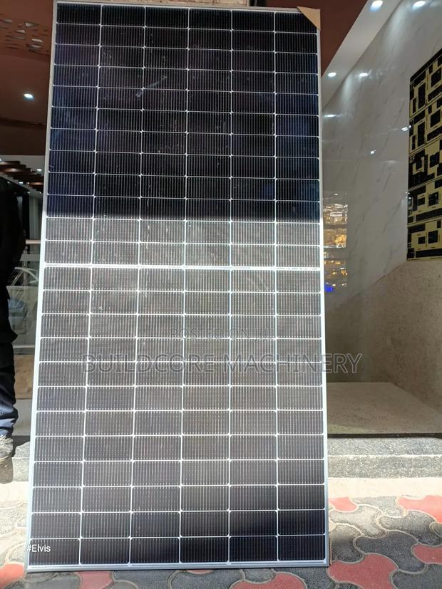 630watts Jinko Bi Facial Solar Pannel