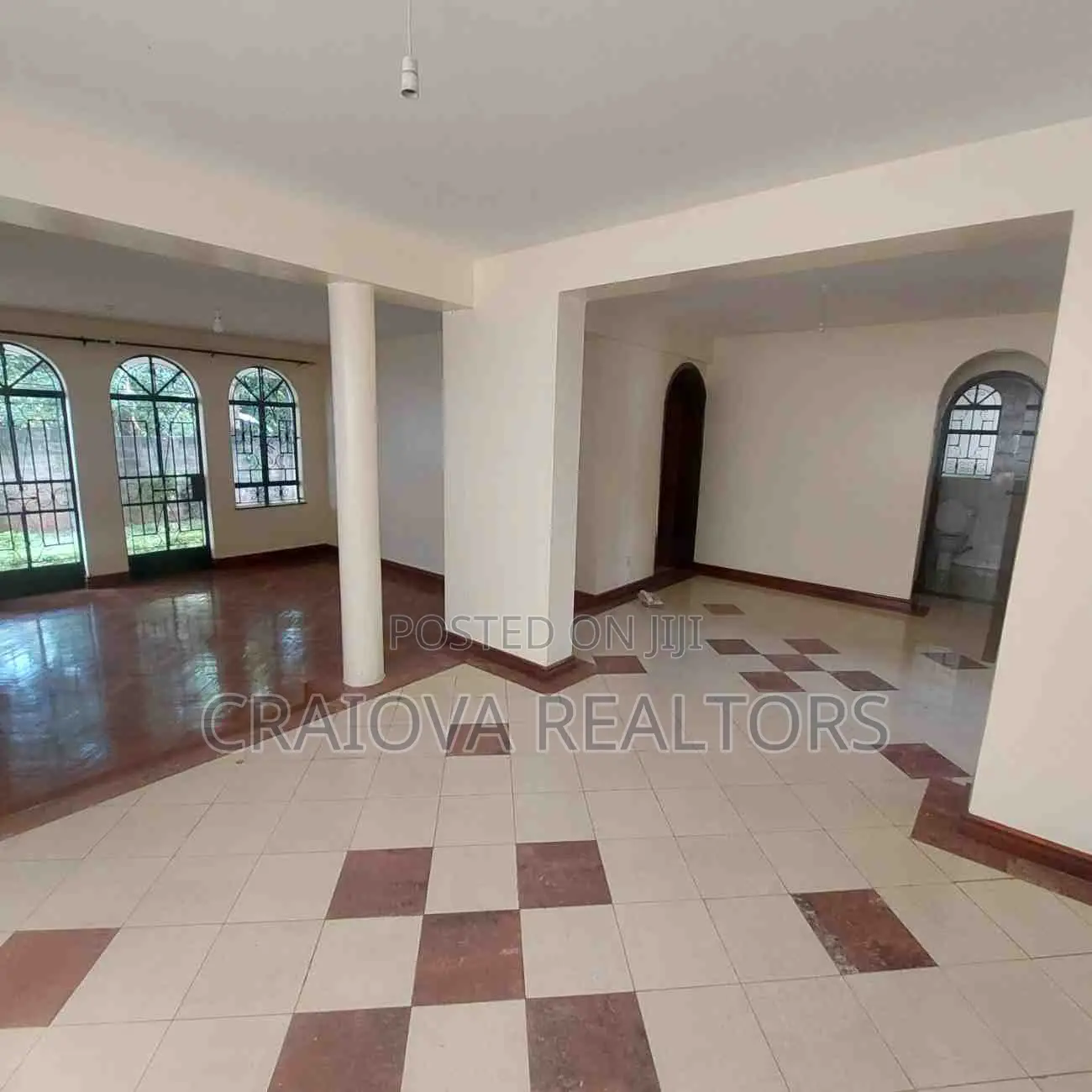 5bdrm Townhouse/Terrace in Riverside Drive for sale