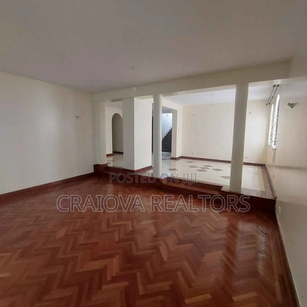 5bdrm Townhouse/Terrace in Riverside Drive for sale
