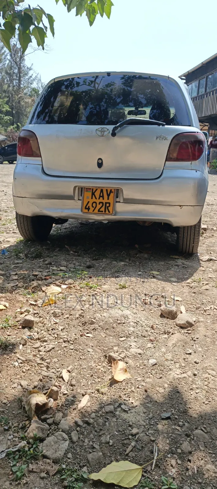 Toyota Vitz 2001 Silver