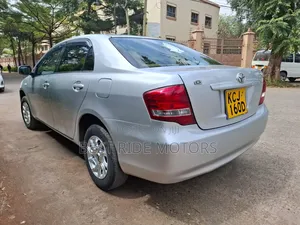 Toyota Axio 2010 Silver