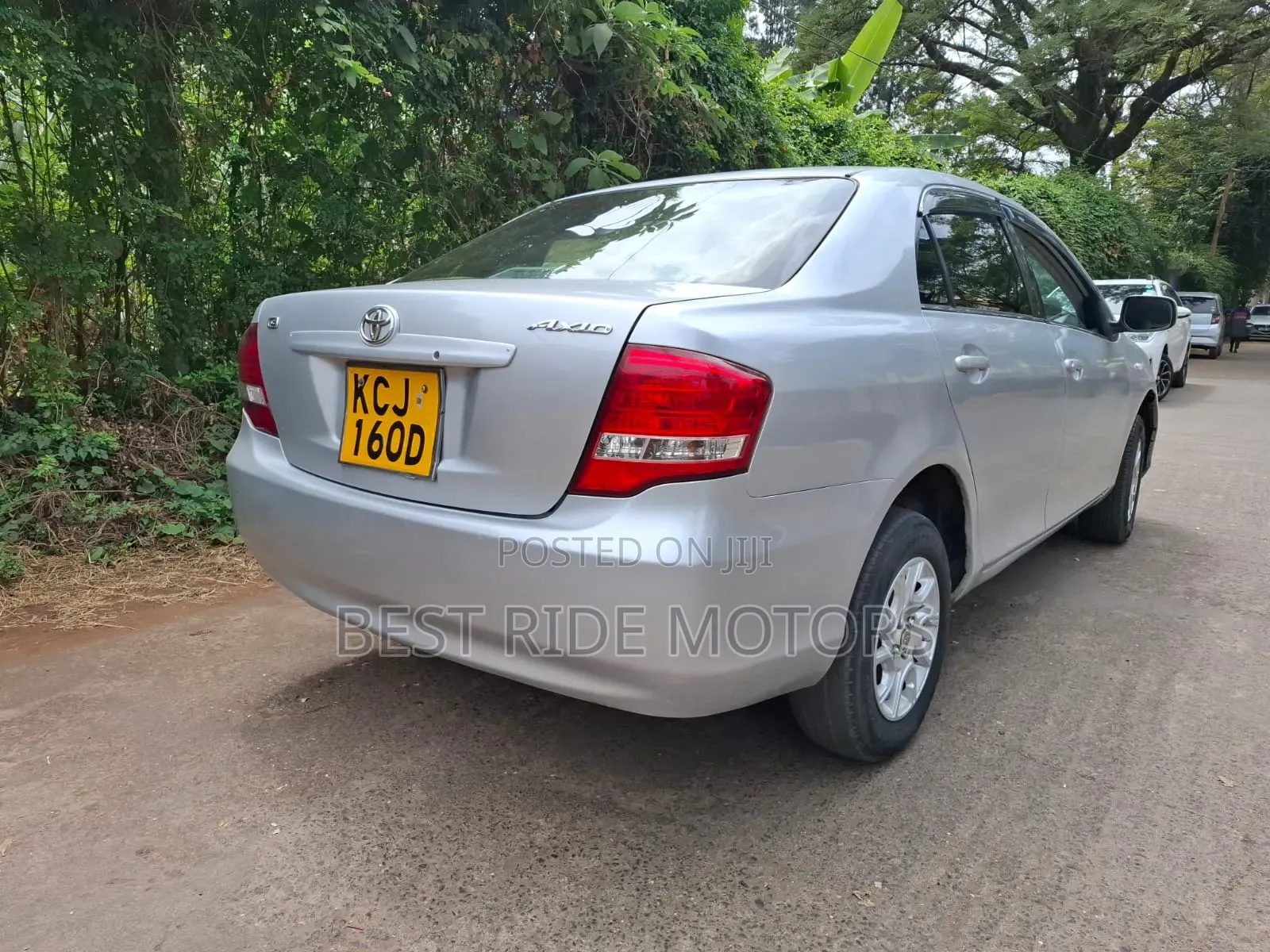 Toyota Axio 2010 Silver
