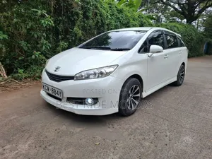 Toyota Wish 2013 White