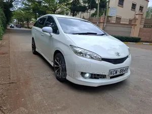 Toyota Wish 2013 White