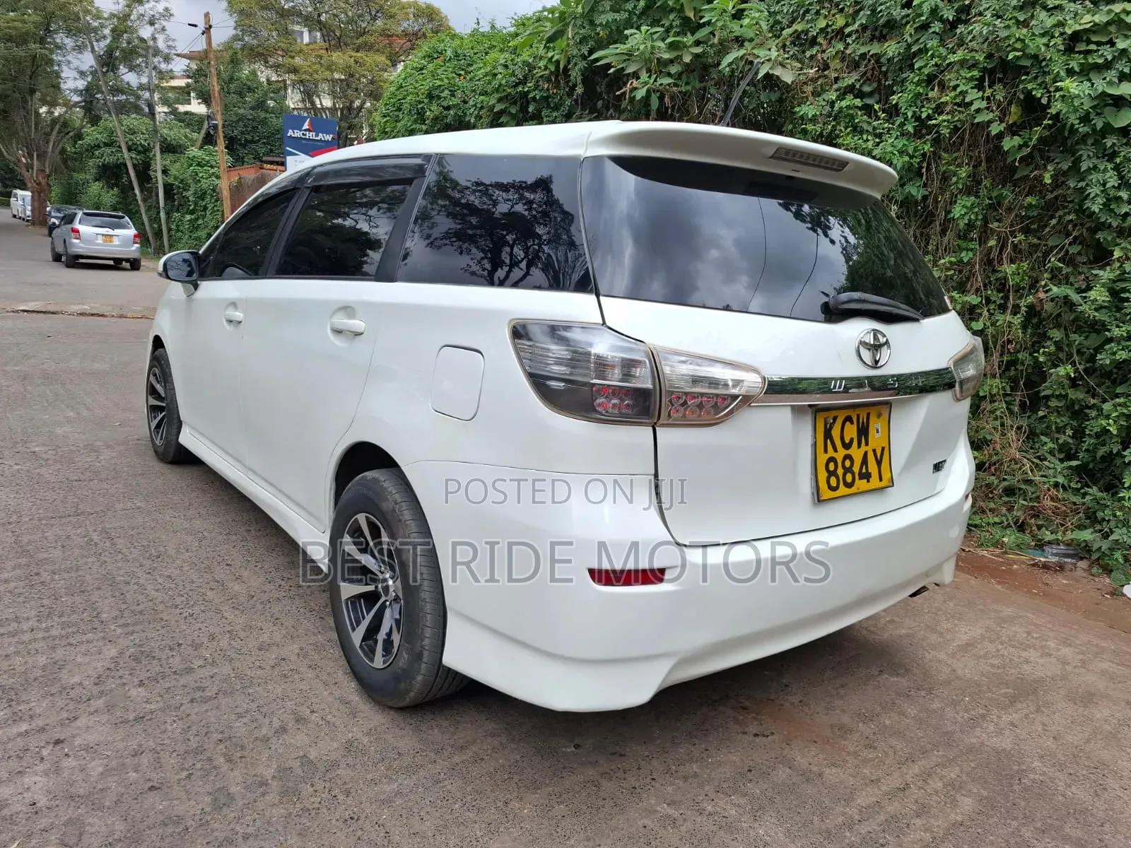 Toyota Wish 2013 White